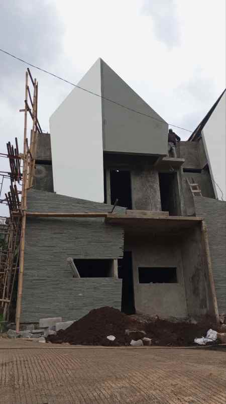 dijual rumah padasuka jatihandap utara