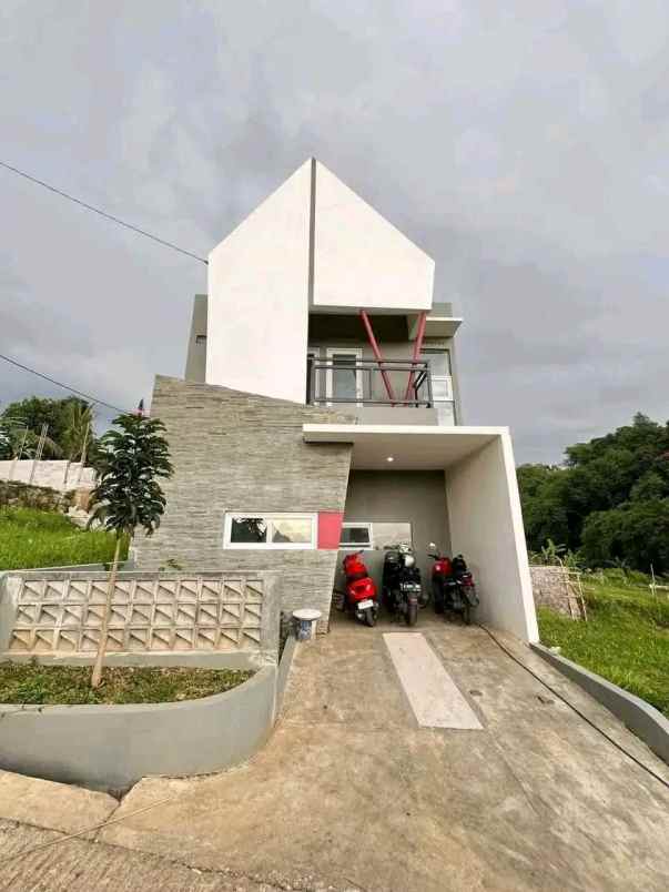 dijual rumah padasuka jatihandap utara