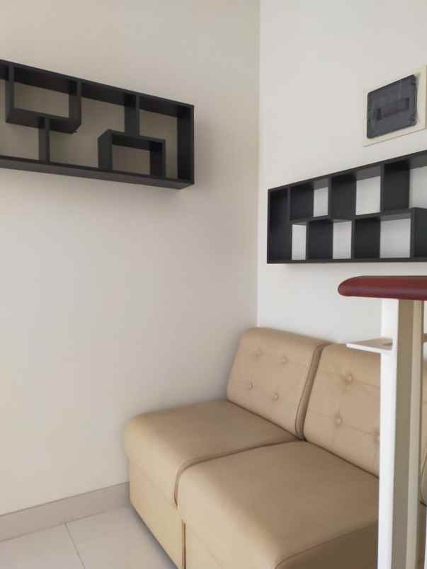 dijual rumah pakuwon city