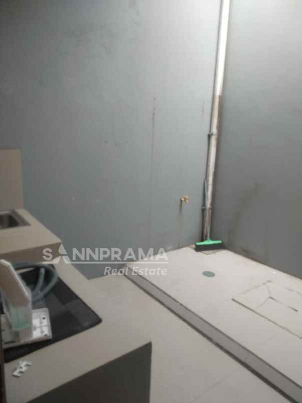 dijual rumah pancoran mas depok