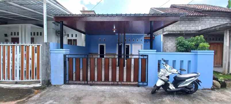 dijual rumah pasar cebongan