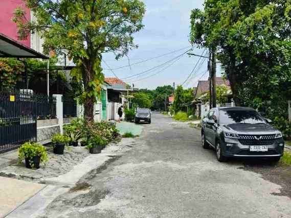 dijual rumah penjaringan sari