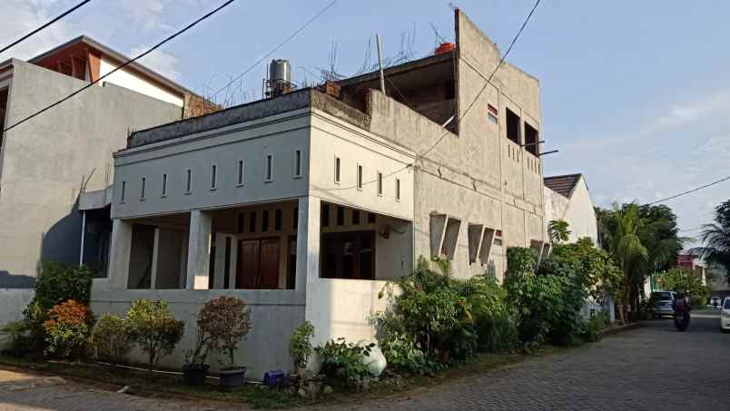 dijual rumah permata madang