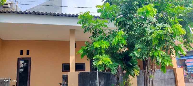 dijual rumah perum griya prasetya