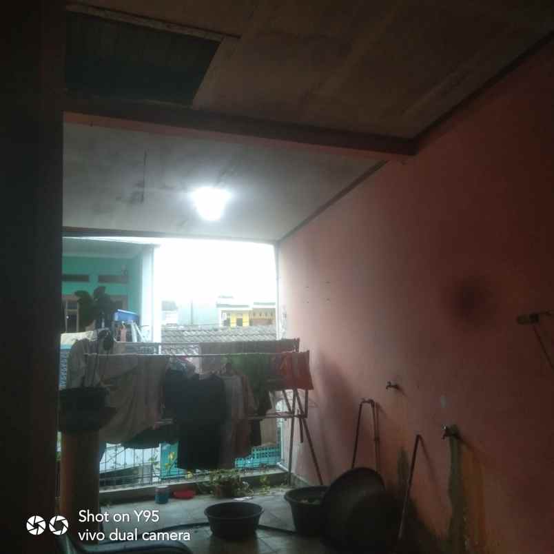 dijual rumah perum pondok damai