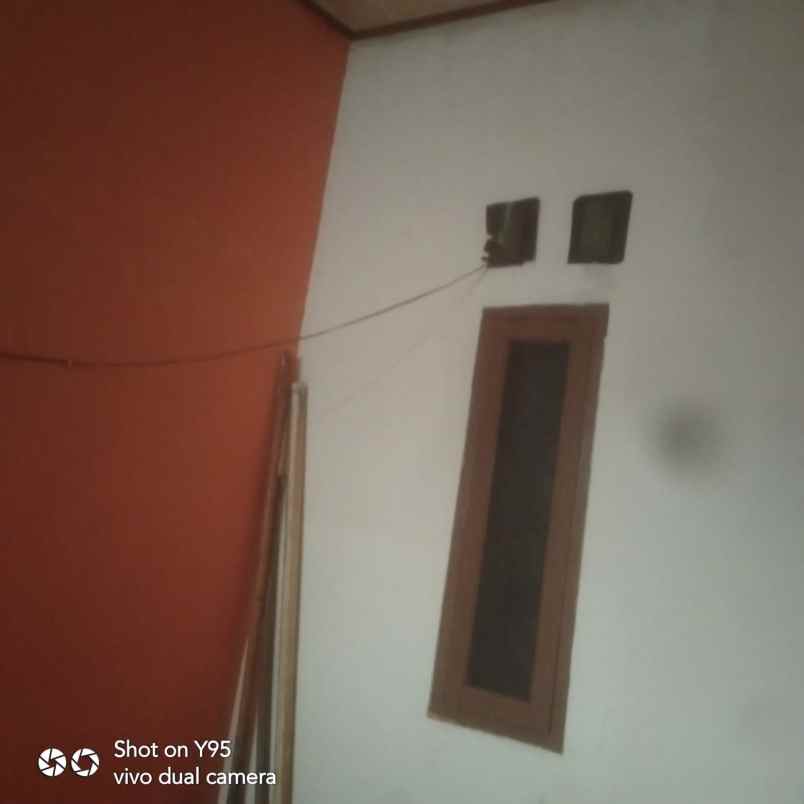 dijual rumah perum pondok damai