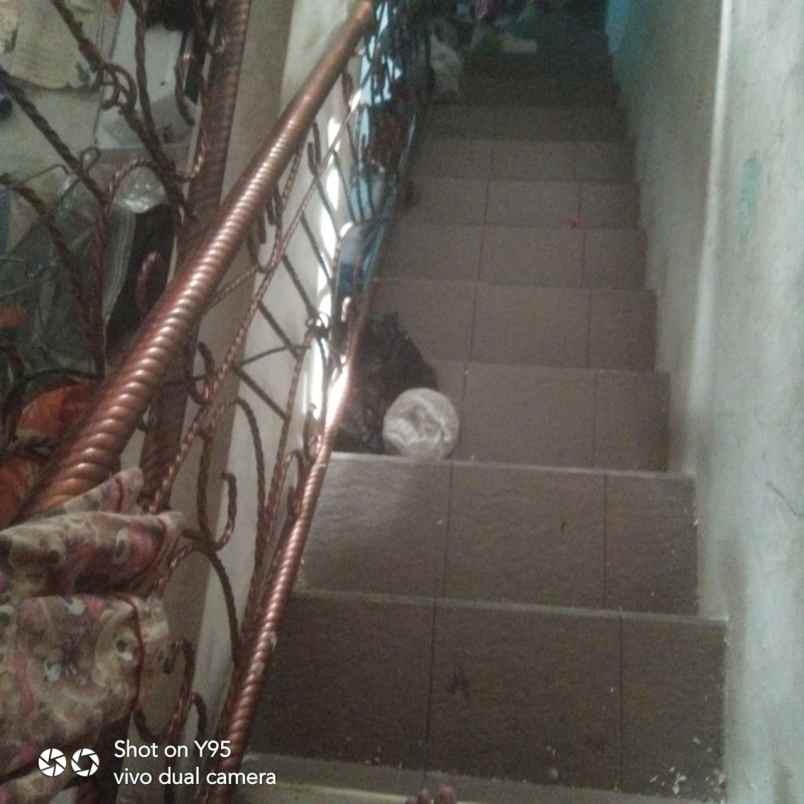 dijual rumah perum pondok damai