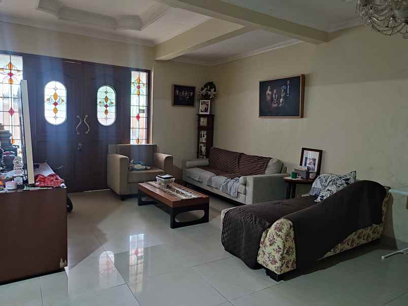dijual rumah perumahan cipinang indah