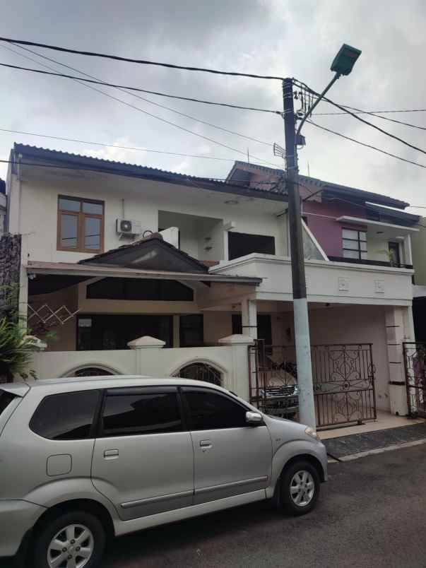 dijual rumah perumahan cipinang indah