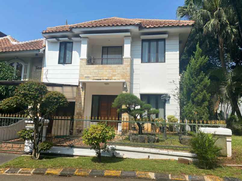 dijual rumah perumahan citragran