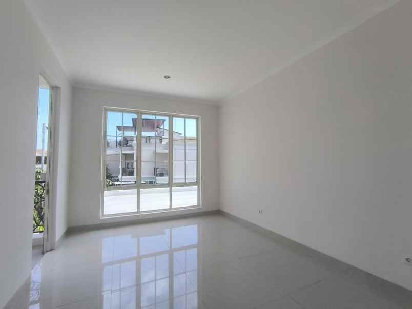 dijual rumah perumahan elite podomoro