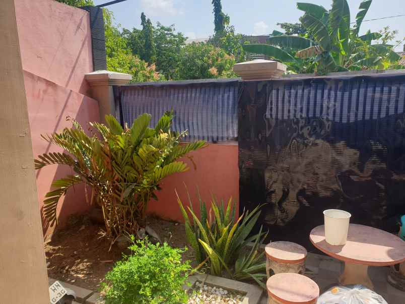 dijual rumah perumahan griya sultan