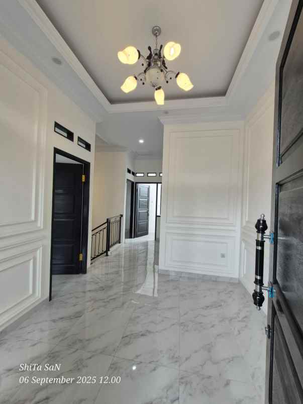 dijual rumah perumahan maharaja depok