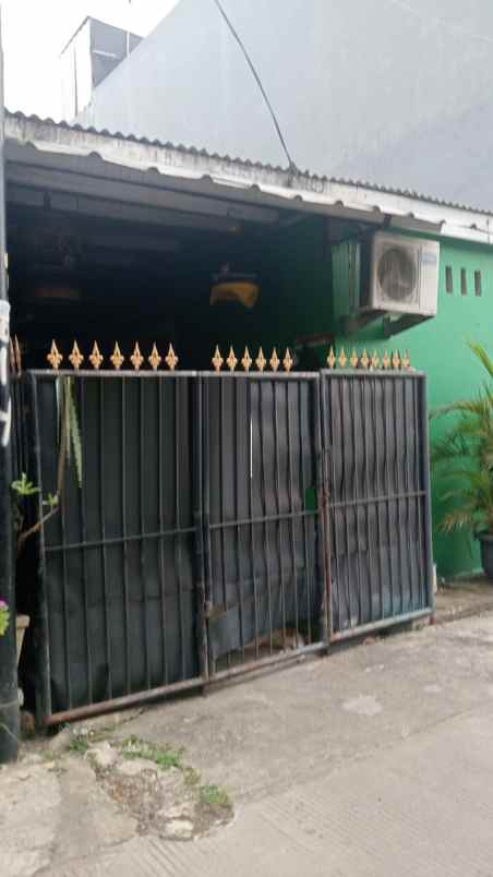 dijual rumah podnok ungu cendrawasih
