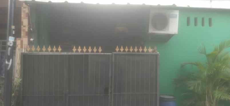 dijual rumah podnok ungu cendrawasih