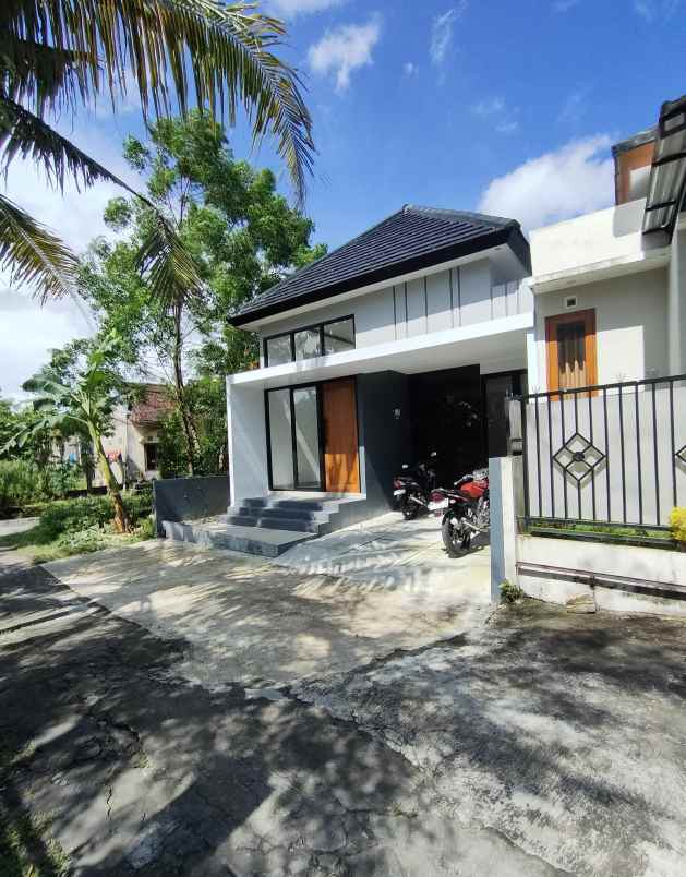 dijual rumah polres bantul