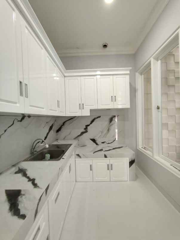 dijual rumah pondok bambu duren sawit