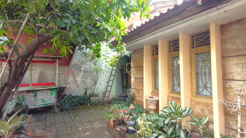 dijual rumah pondok bambu jakarta timur