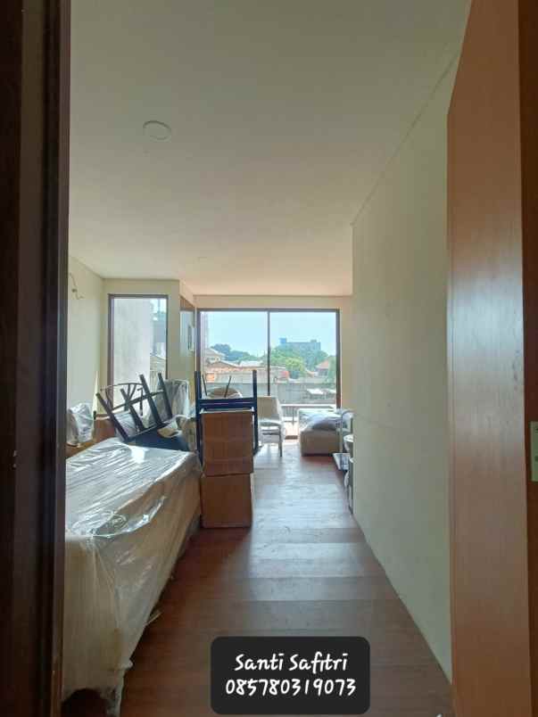 dijual rumah pondok indah jakarta selatan