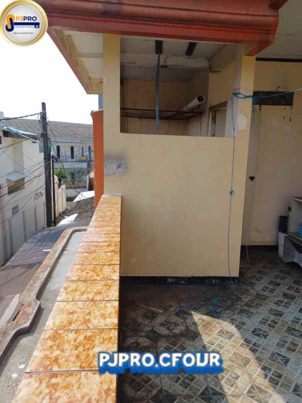 dijual rumah pondok kelapa