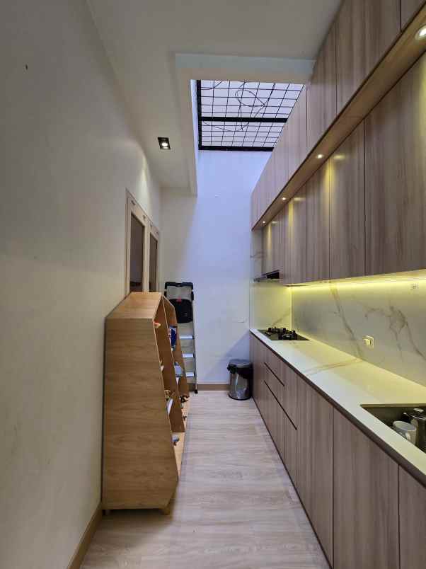 dijual rumah pondok kelapa jaktim