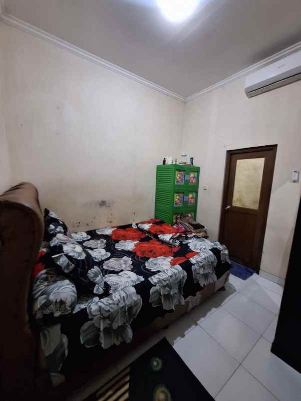 dijual rumah pondok mahoni