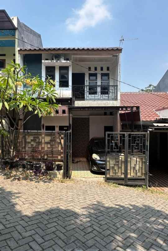 dijual rumah pondok mahoni