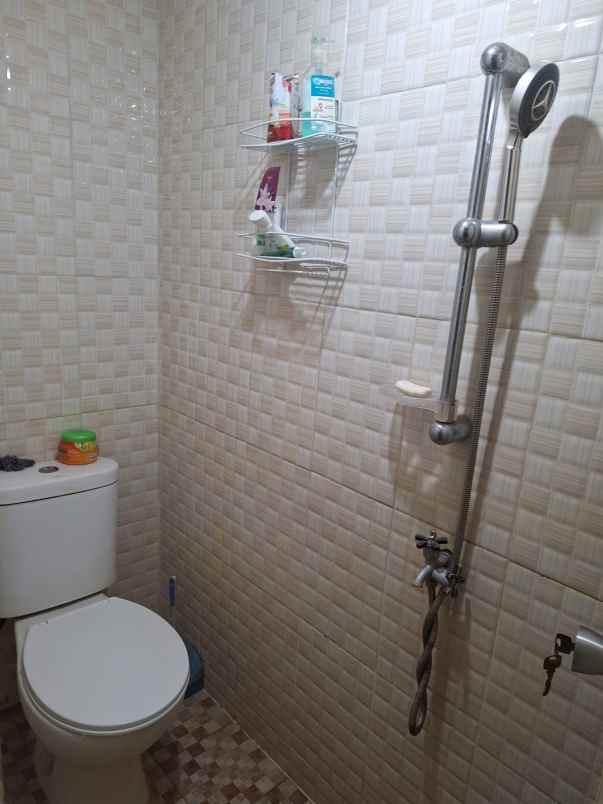 dijual rumah pondok mahoni