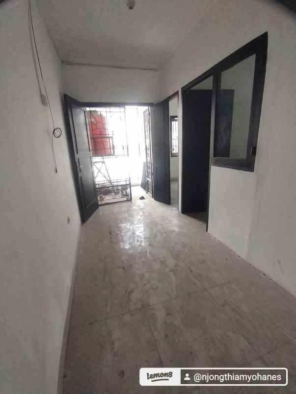 dijual rumah poris indah