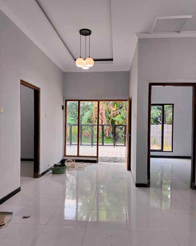 dijual rumah prambanan