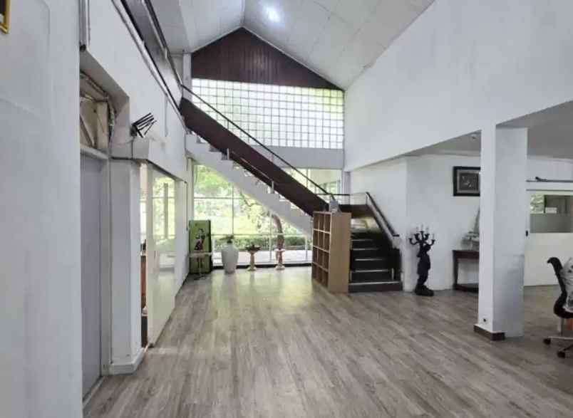 dijual rumah prapanca raya