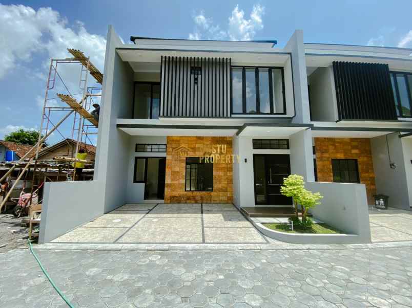 dijual rumah purwomartani kalasan sleman