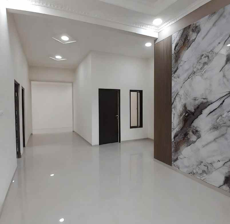 dijual rumah ready di banowati raya bulu lor semarang