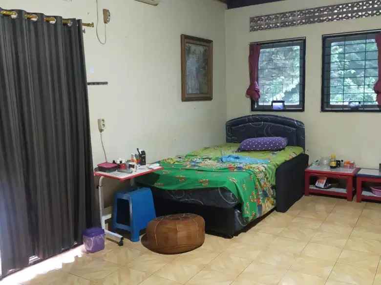 dijual rumah rempoa ciputat