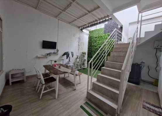 dijual rumah rumah full furnished