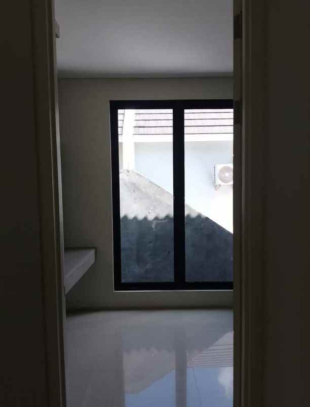 dijual rumah rumah northwest lake citraland