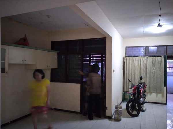 dijual rumah rungkut maoan tengah
