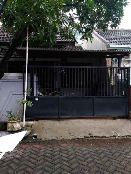 dijual rumah rungkut maoan tengah