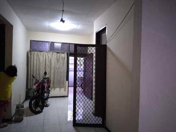 dijual rumah rungkut maoan tengah