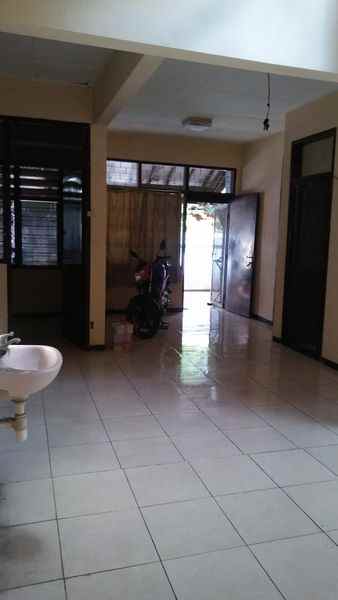 dijual rumah rungkut maoan tengah