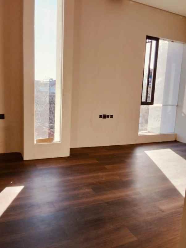 dijual rumah sayap buahbatu bandung