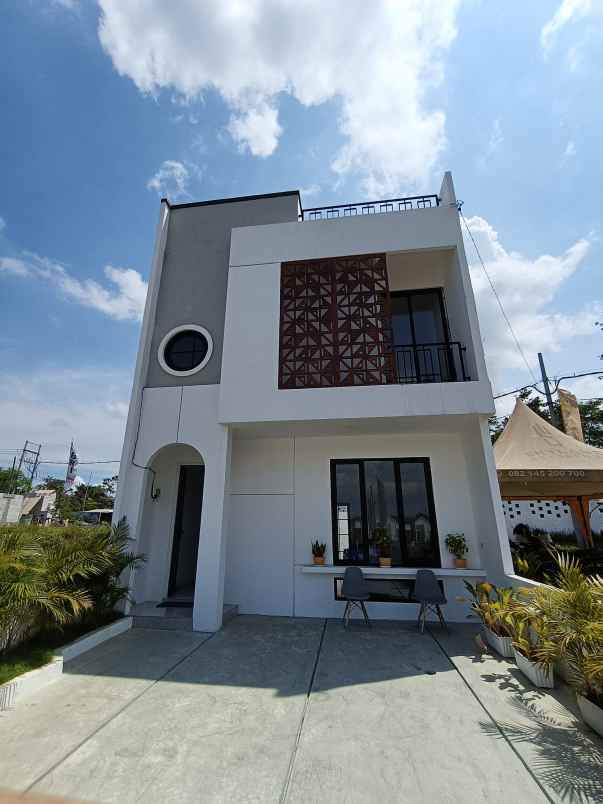 dijual rumah sekarpuro pakis malang