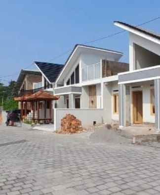 dijual rumah selomartani sleman
