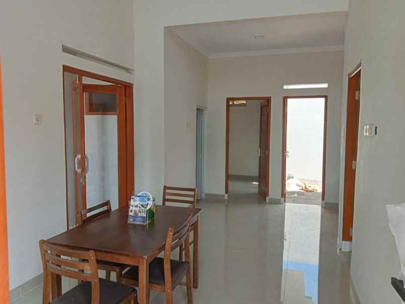 dijual rumah selomartani sleman