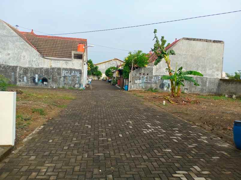dijual rumah sewon