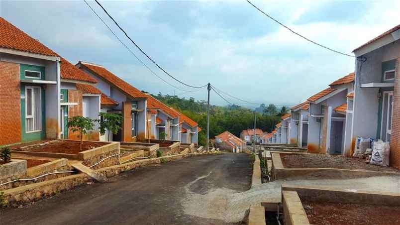 dijual rumah sindanggalih