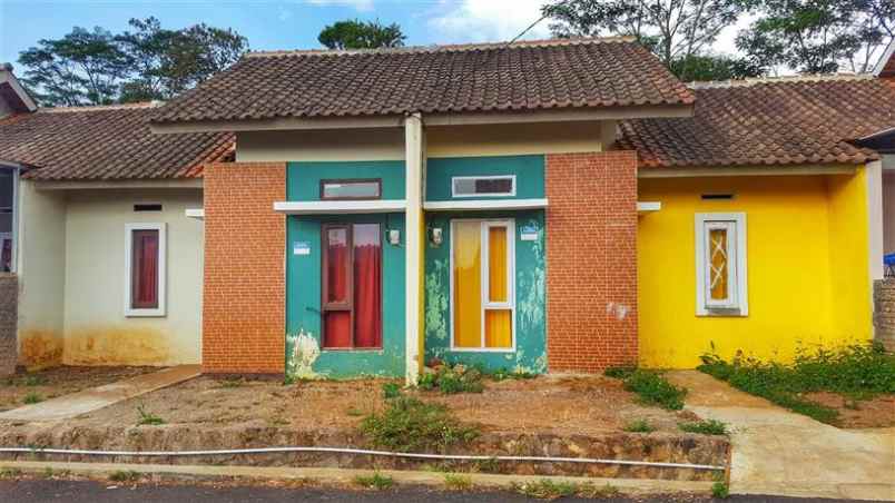 dijual rumah sindanggalih
