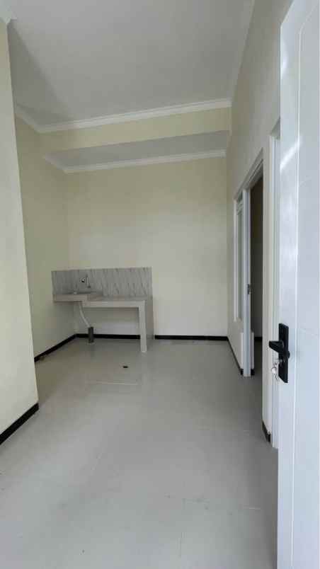 dijual rumah sitirejo wagir malang