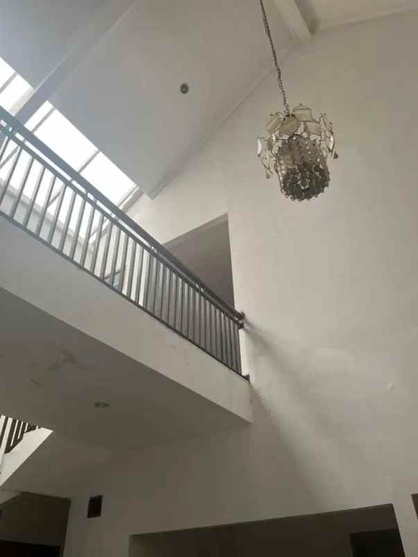 dijual rumah taman cilandak jakarta selatan