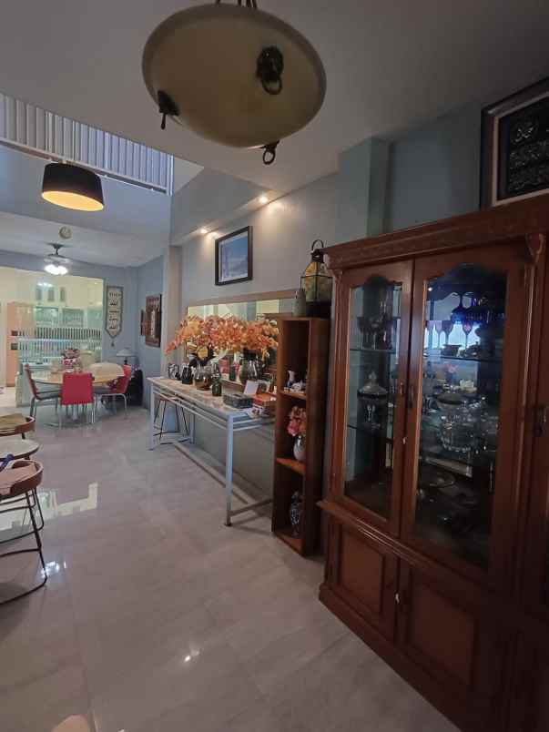 dijual rumah taman harapan baru